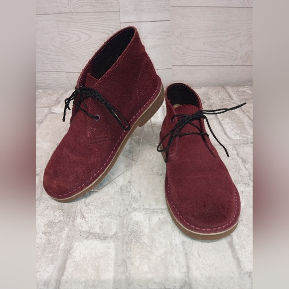 Clarks Other - Clark's Classic Maroon Desert Boots Kids Size 12.5W